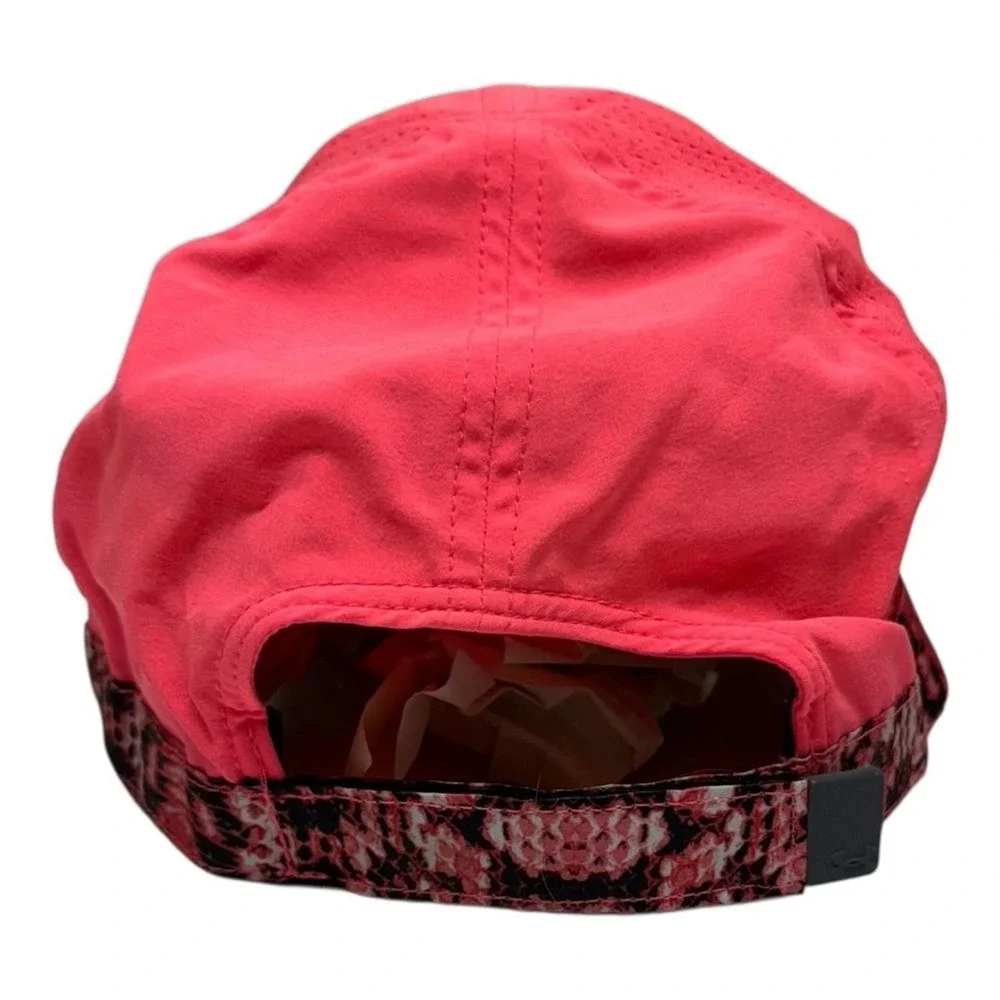 Under Armour Bright Coral Pink Snake Print Detail‎ Activewear Lightweight Hat